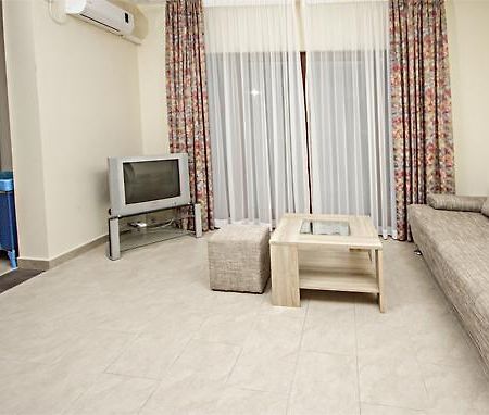 Apartments Ljoljic Котор Экстерьер фото